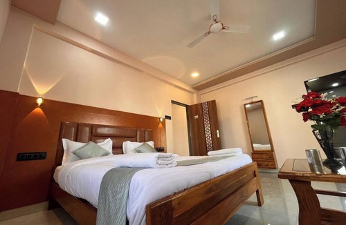 Bhilar Hotel | Assort Villa