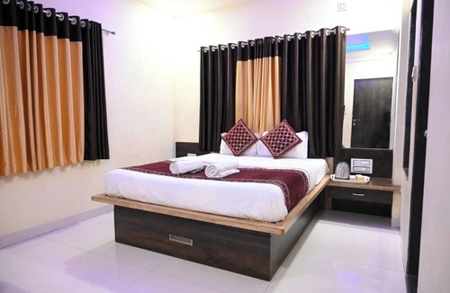 Mahabaleshwar Hotel | Hotel JV Garden