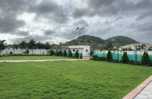 Junnar Hotel | Fulgulab Lawns & Homestays