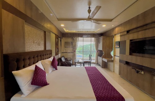 Mira Bhayandar Hotel | Hotel Dwaraka