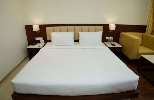 Ujire Hotel | The Ocean Pearl Ujire