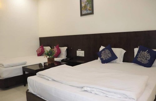 Shirdi Hotel | Hotel Sai Shubham Shirdi