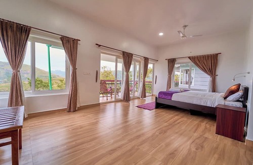 Elappara Resort | Priyas Villa Vagamon by VOYE HOMES