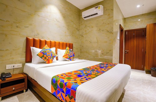 Andheri Hotel | Fabhotel Sarah Inn