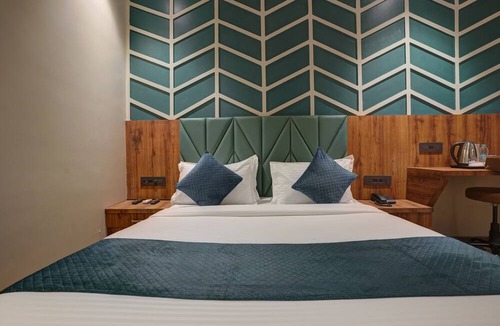 Andheri East Hotel | Starville Hotel