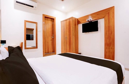 Marol House | Luxurious Stays at Times Square Le Western Mumbai
