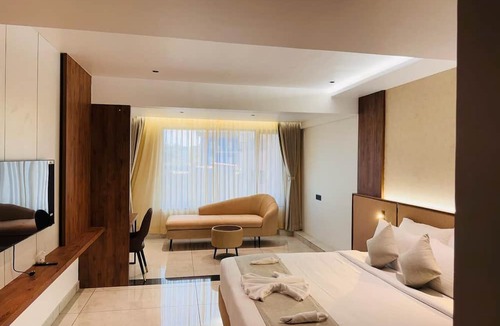 Kozhikode Hotel | Royal Plaza Inn by RAK Rooms