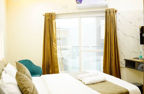 Bellandur Hotel | Royal Suites