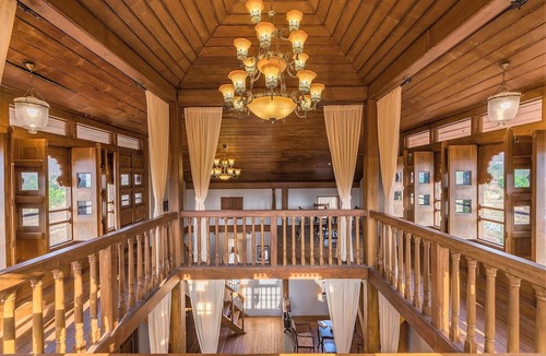 Ambavna Villa | CosmicStays Parambi Farm- Vintage Charm