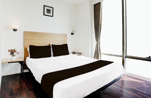 Vashi House | Super Townhouse PBG Mall Vashi