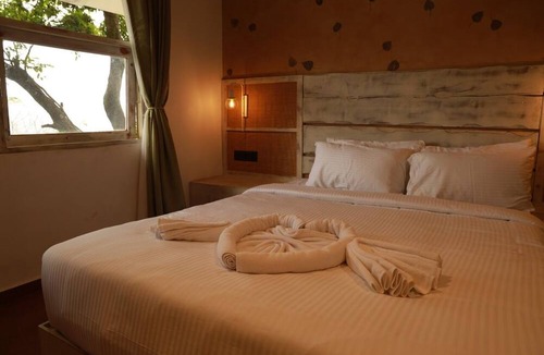 Elappara Hotel | Paradisa Nature Resort