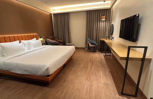 Vashi Hostel | 37th Crescent Navi Mumbai