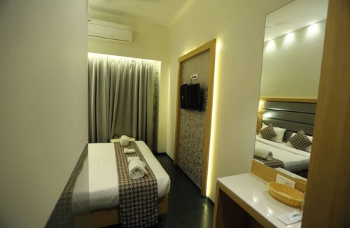 Mira Road East Hotel | MAJESTIC SUITES BOUTIQUE HOTEL