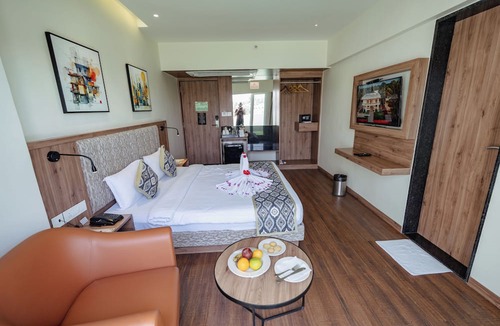 Rajgurunagar Hotel | Element by Monarch