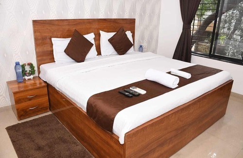 Kandivali East House | Tulsi Home Stay