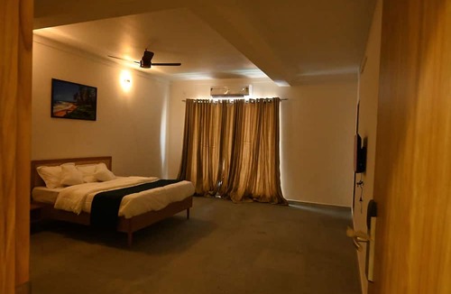 Mangalore Hotel | Neer By Monarch Stays.