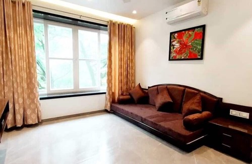 Wai Hotel | Gulmohar Resort And Spa