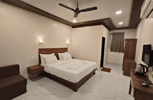 Mhasla Hotel | Mount Bliss Resort