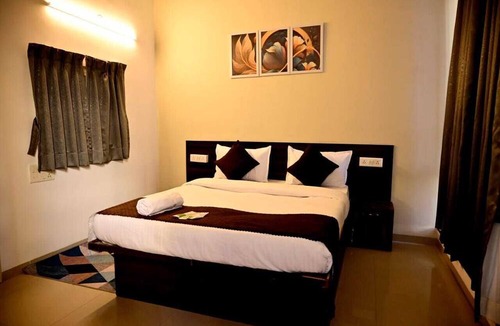 Aundh Hotel | Kivi stays