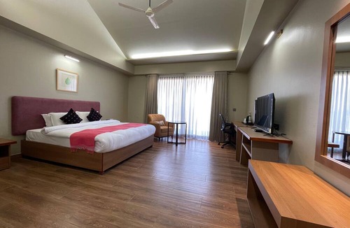 Hatikhuli Resort | Foxtail Orchid