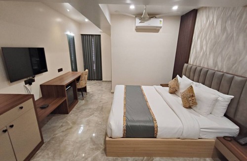 Hubli Hotel | Light House Suites Hubballi