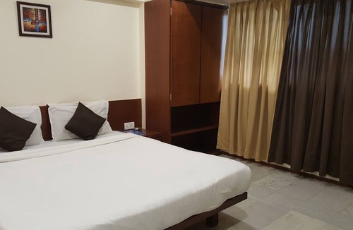 Koregaon Park Hotel | Hotel Executive Residency