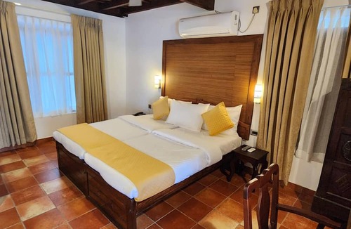 Kumarakom Hotel | Kumarakom Tharavadu - Heritage Hotel