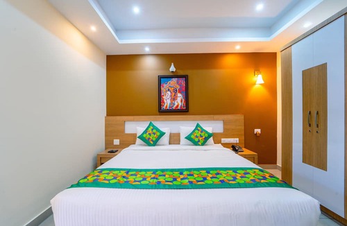 Guruvayur Hotel | Treebo Sree Varshavilas Regency, 500 Mtrs From Guruvayoor Temple