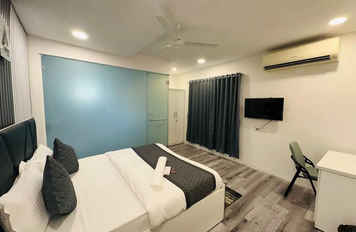 Kandivali East Hotel | Astha Kandivali Service Apt