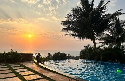 Ganpatipule Hotel | O'Nest Nakshatra Beach Resort
