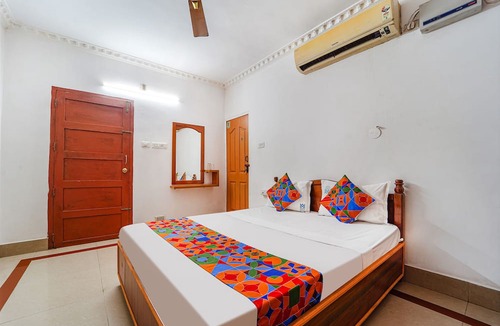 Palayam Hotel | Fabexpress Majestic Inn