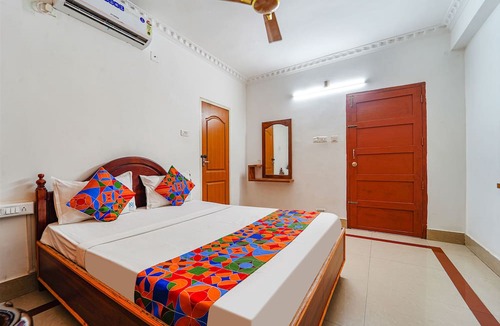 Palayam Hotel | Fabexpress Majestic Inn