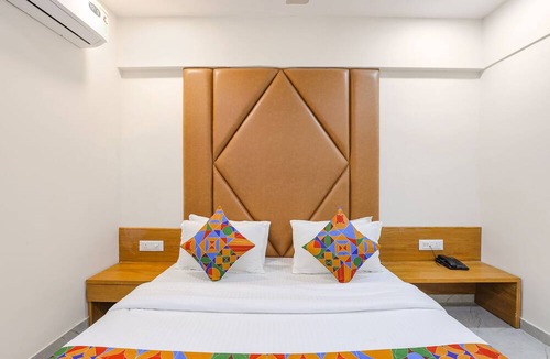 Gandhinagar Hotel | Fabhotel Crystal I