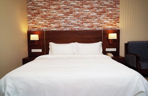 Anachal Hotel | Elephant Passage Resort Munnar