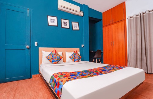 Velachery Hotel | FabHotel Harma Residency - near Velachery Railway station