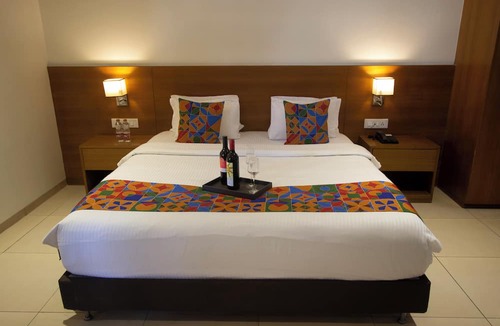 Rajgurunagar Hotel | Monarch Express