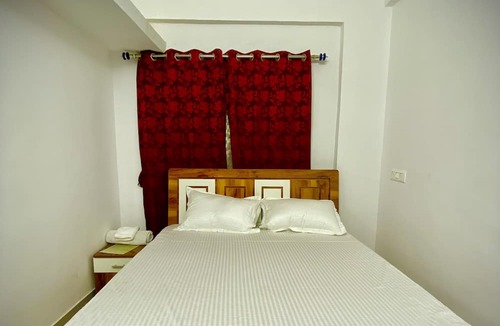 Pune Apartment | 2 BHK Apartment in Pune. Pet Friendly!