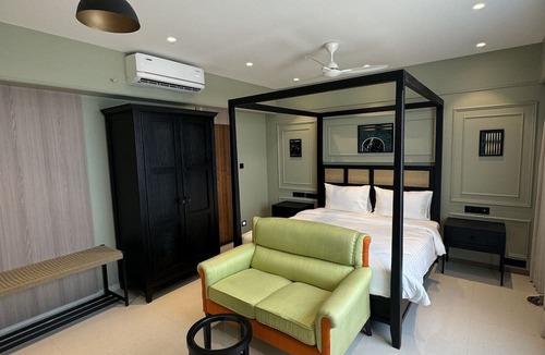 Malad West Hotel | HOTEL MUMBAI HOUSE VALNAI MALAD
