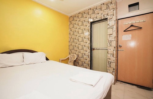 J B Nagar Hotel | Harihara Residency Comfort Andheri East, Mumbai