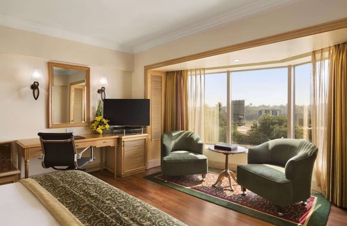 Juhu Hotel | Ramada Plaza by Wyndham Palm Grove