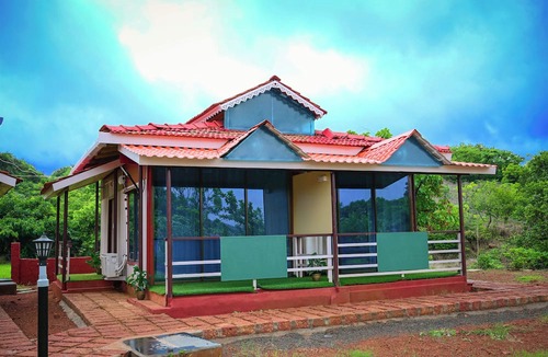 Sawantwadi Ski Chalet | Madhuban Nature Resort - Amboli