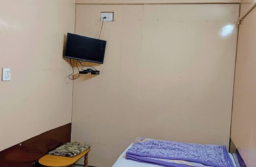 Chikkaballapur Cabin | Kaveri Deluxe Lodge Chikkaballapura