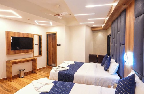 Santacruz West Hotel | Hotel Prince Palace Near Mumbai Airport
