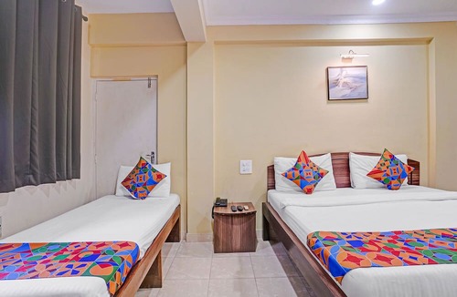 Penha de Franรงa Hotel | FabHotel Picnic Plaza - Nr. Mall De Goa, Porvorim