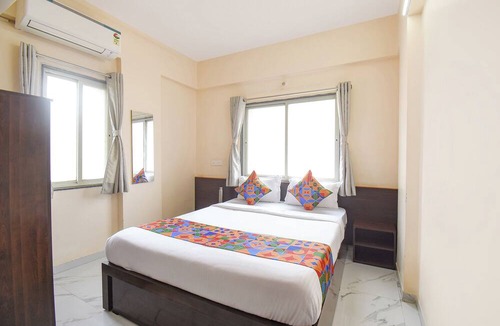 Pimpri - Chinchwad Hotel | Fabhotel Himalay Guest House