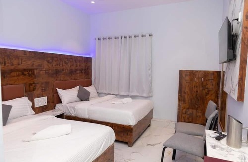 Panvel Hotel | Hotel Midnight Lodging & Boarding