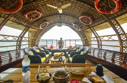 Nedumudy Boat Rental | Marvel Cruise