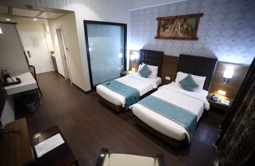Thane West Hotel | The Byke Suraj Plaza Veg Hotel, Thane