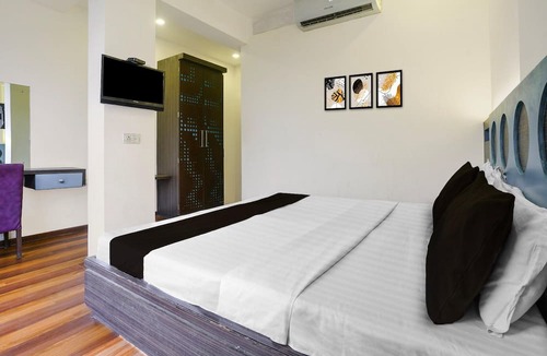 Nilje Gaon House | Collection O Lodha Experia Mall