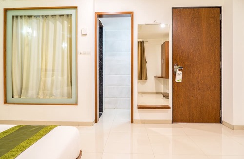 Shirdi Hotel | Hotel Pushpak Resort